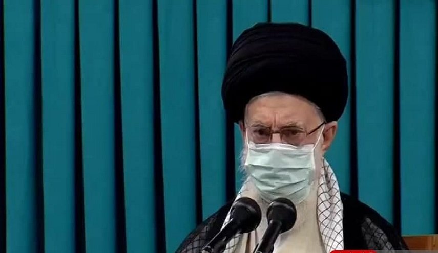 الامام الخامنئي: تحركات الأعداء اعلامية