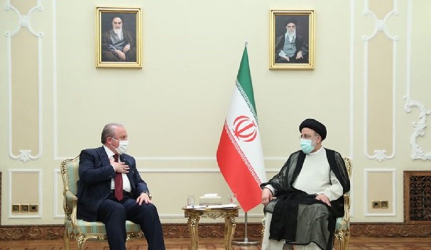 رئيسي: سياستنا تجاه تركيا قائمة على رفع مستوى العلاقات بجميع المجالات