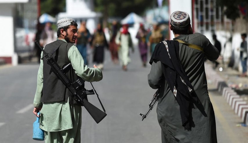 طالبان تعلن سيطرتها على 3 بوابات لمطار كابل