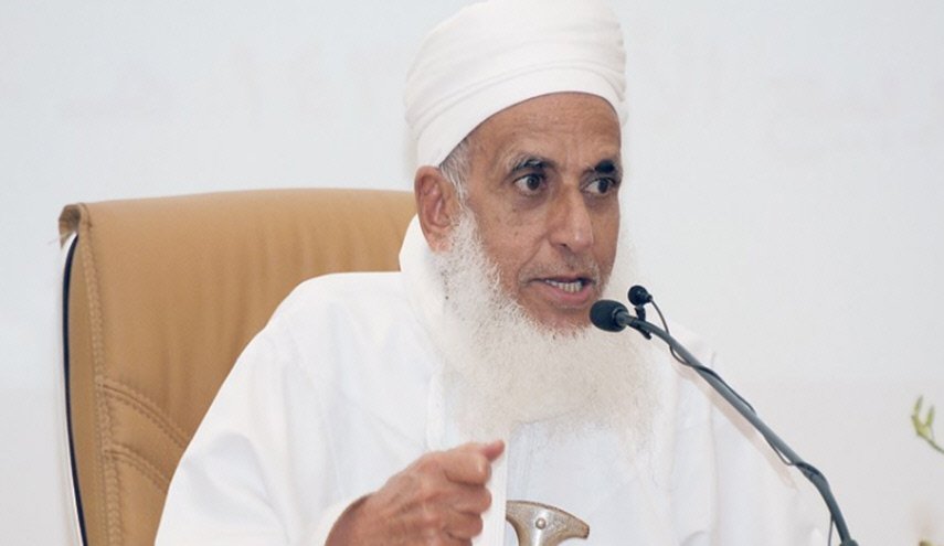 مفتي عُمان : خروج أمريكا من أفغانستان 