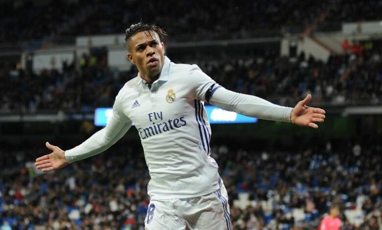 الكشف عن تفاصيل صفقة "فاشلة" بين ريال مدريد وفالنسيا