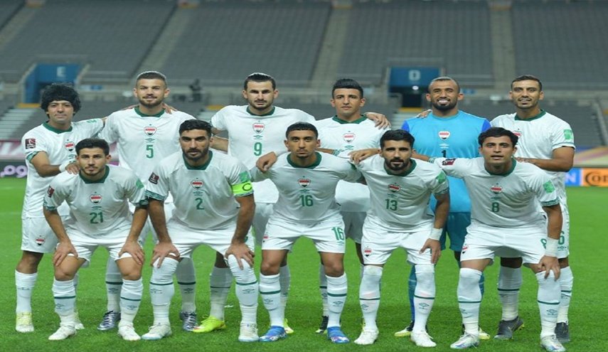 المنتخب العراقي يتوجه الى قطر تحضيرا لمواجهة ايران