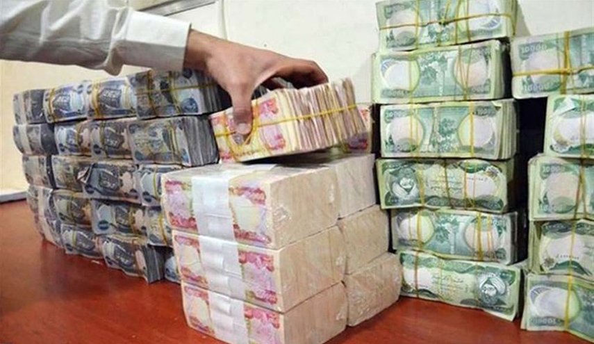 العراق.. هل سيؤثر اجراء الانتخابات وتأخر الموازنة على تأمين الرواتب؟