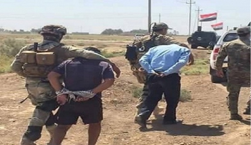 القوات العراقية تلقي القبض على 21 متسللا قرب الحدود السورية