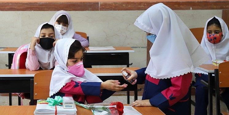 واکسیناسیون دانش‌آموزان از دو هفته آینده