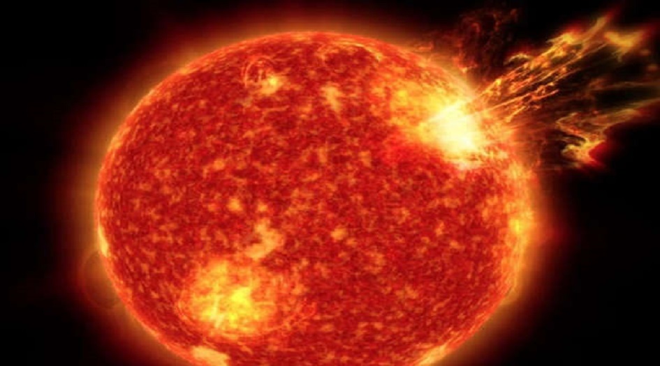 خبراء يحذرون من عاصفة شمسية كارثية قد تنهي العالم