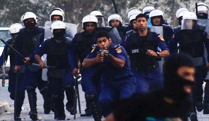 صحيفة بريطانية تتهم لندن بالنفاق.. تصدير 362 بندقية قنص إلى البحرين