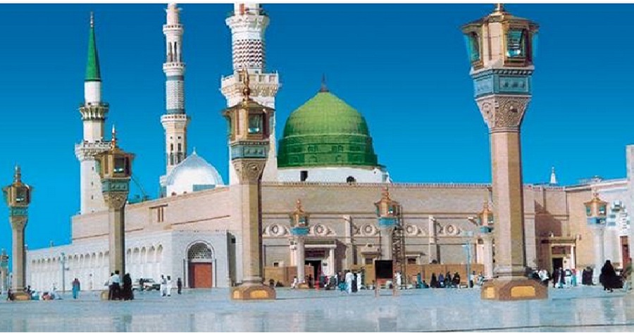 محمد سيد الكونين والثقلين.. قصيدة البردة في ذكرى ميلاد نبي الرحمة (ص)