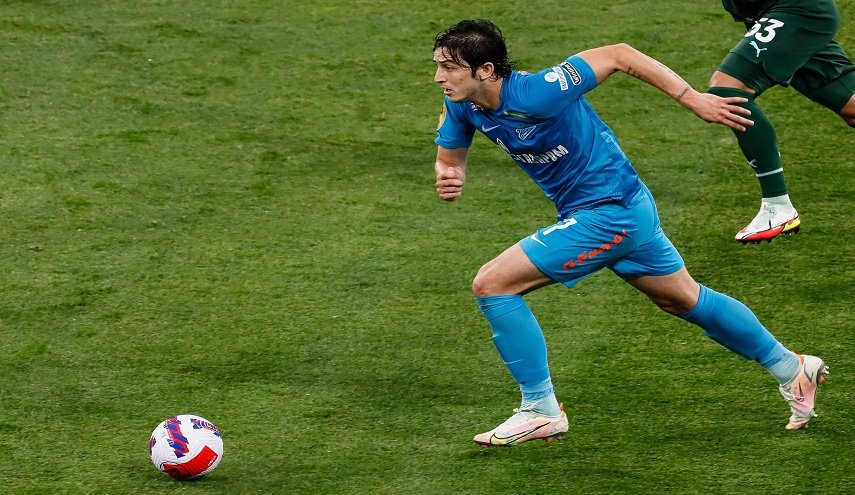 سردار آزمون ضمن التشكلية المثالية بالدوري الروسي الممتاز + صورة