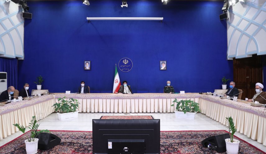 رئيسي يؤكد ضرورة التخطيط لإعادة فتح المدارس والجامعات الشهر القادم