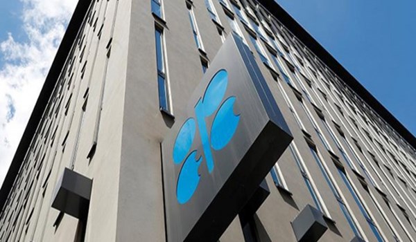 ارتفاع سعر النفط الإيراني إلى 74 دولارًا