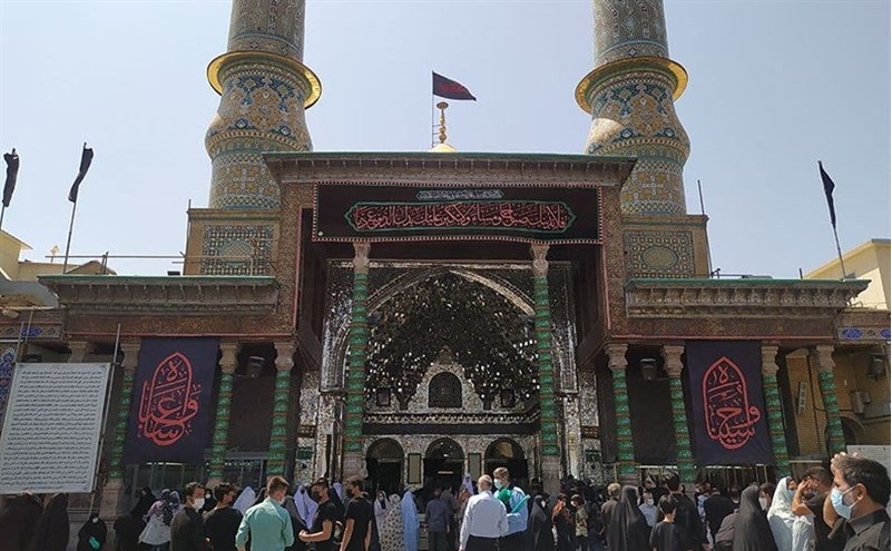 پرچم سبز حرم مطهر عبدالعظیم حسنی(ع) به اهتزاز درآمد