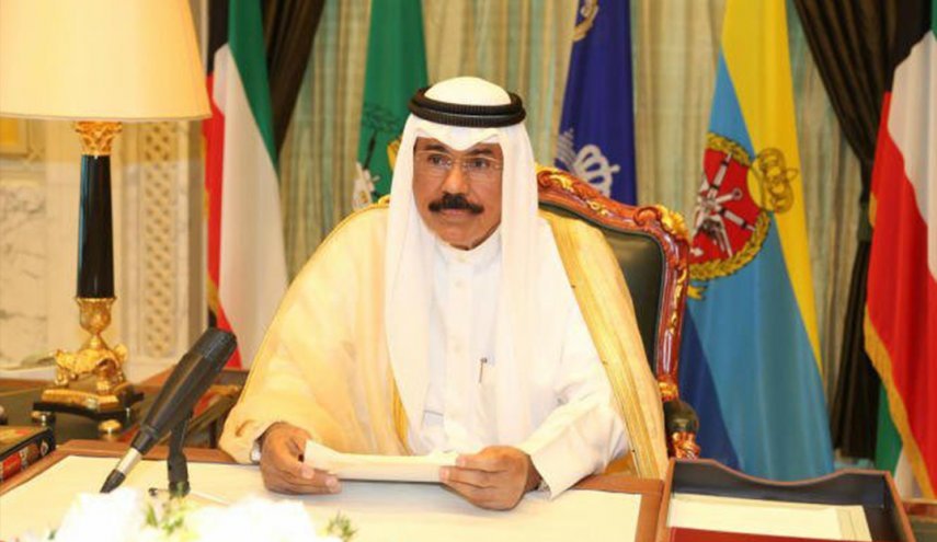 أمير الكويت يصدر مرسومين بالعفو وتخفيف الأحكام على 35 شخصا