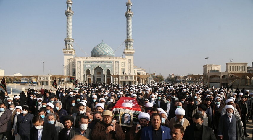 گزارش تصويري از تشييع پيكر آيت الله مجتهد شبستري در قم