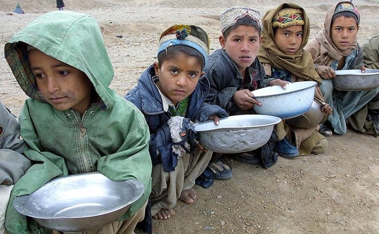 يك ميليون كودك افغان در خطر مرگ ناشي از گرسنگي