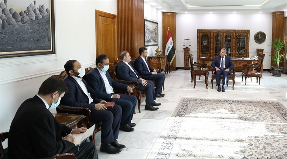 الوفد القضائي الايراني المكلف بمتابعة جريمة اغتيال الشهيد سليماني يلتقي رئيس القضاء العراقي 