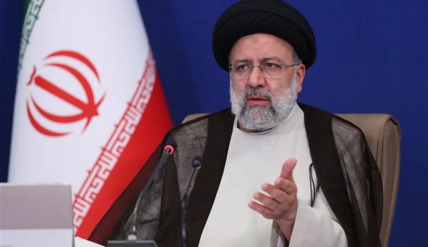 رئيسي يوجه باستمرار التطعيم ضد كورونا لتحقيق الوضع المطلوب في البلاد