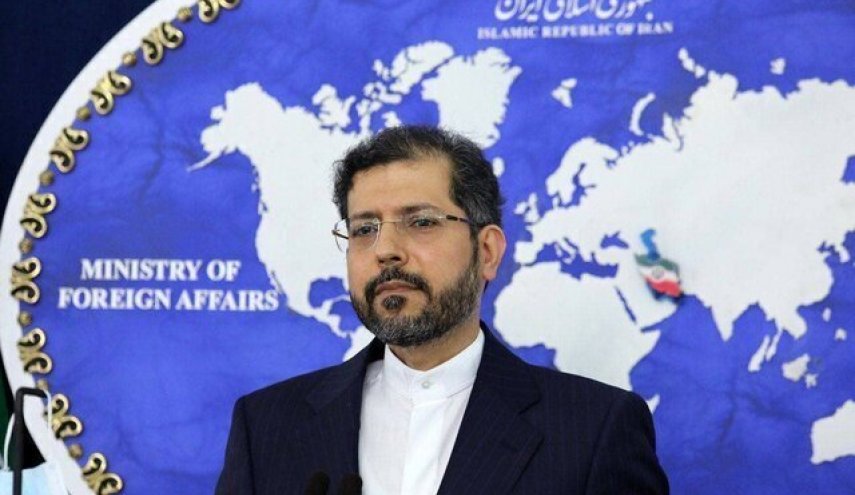 خطيب زادة: لن تتلقى الوفود في فيينا أوامر من رئيس حكومة الاحتلال