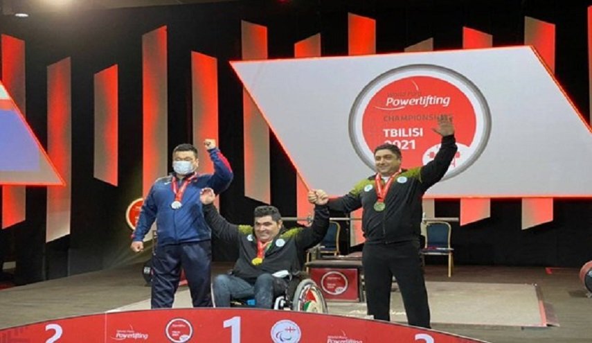 ايران تحرز ذهبية ثالثة ببطولة العالم لرفع الاثقال