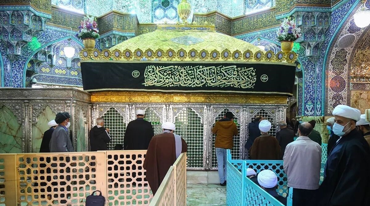 افزایش فاصله فیزیکی در اطراف ضریح حضرت معصومه (س) 