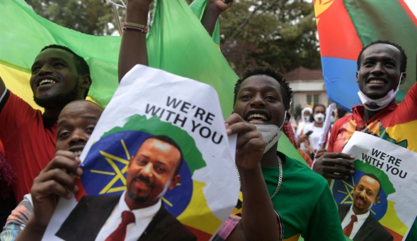 آبي أحمد يتجاوز الخطر