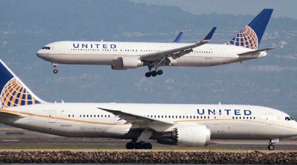 “أوميكرون” يوجه ضربة قاسية لشركات الطيران في موسم الاعياد