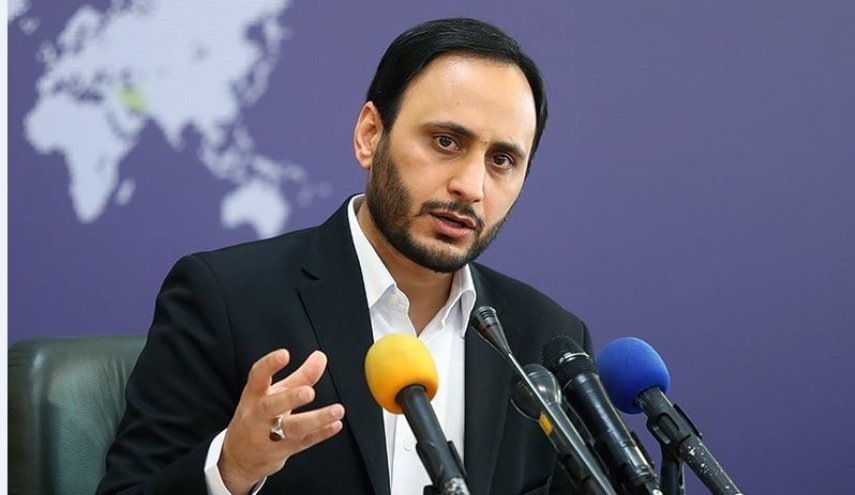 رئيس الجمهورية سيزور روسيا بدعوة من بوتين