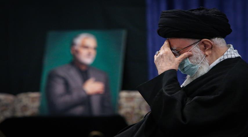 مراسم عزاء للسيدة الزهراء (ع) بحضور قائد الثورة + صور