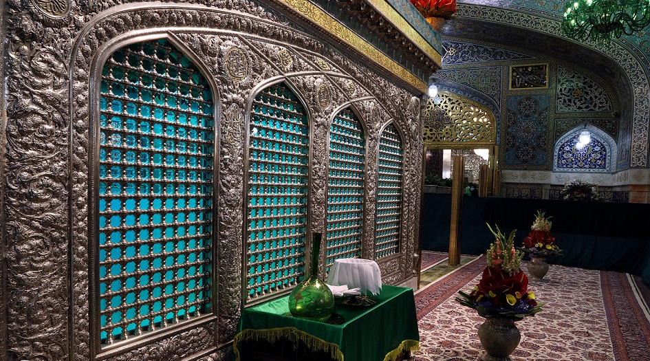 سجل اسمك للزيارة بالانابة عند ضريح الامام الرضا {؏}