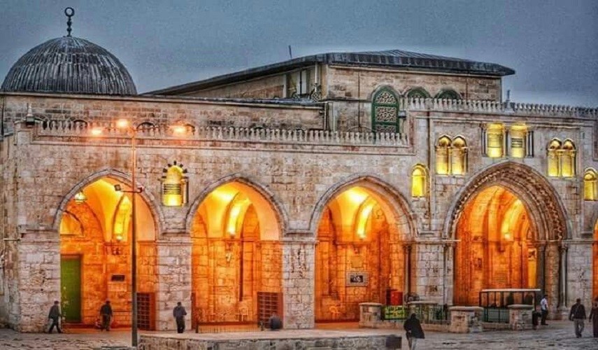 مواقيت الأذان لمدينة القدس والأقصى المبارك ليوم الأربعاء