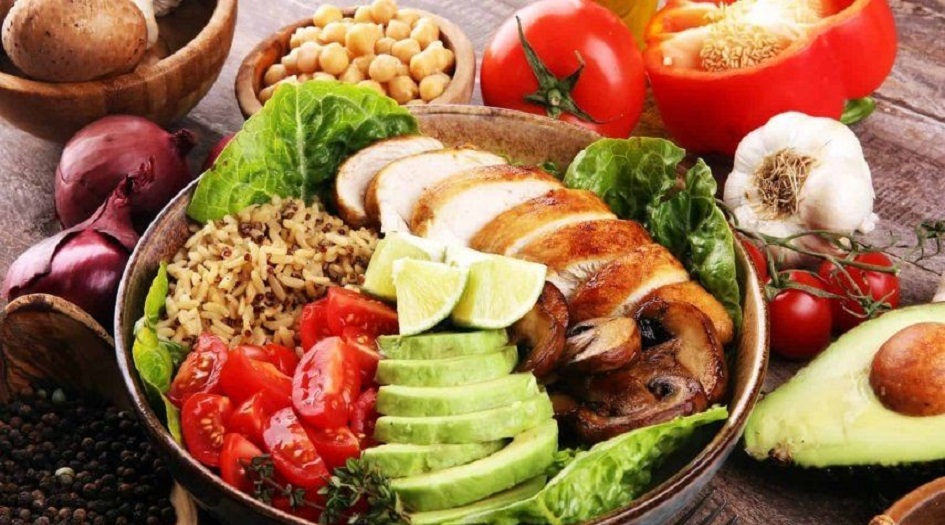 أطعمة تجنبها على العشاء للنوم بشكل أفضل والتخلص من الأرق