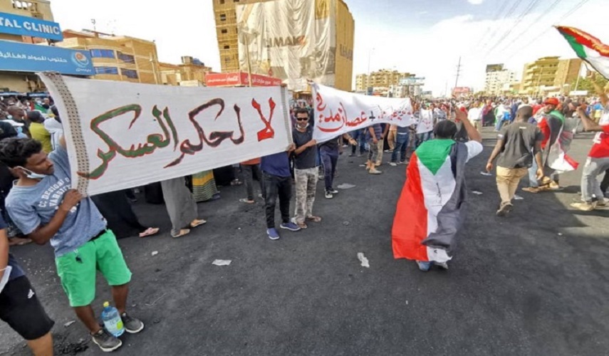 الخرطوم..مظاهرات قرب القصر الرئاسي ودعوات لتنحي البرهان
