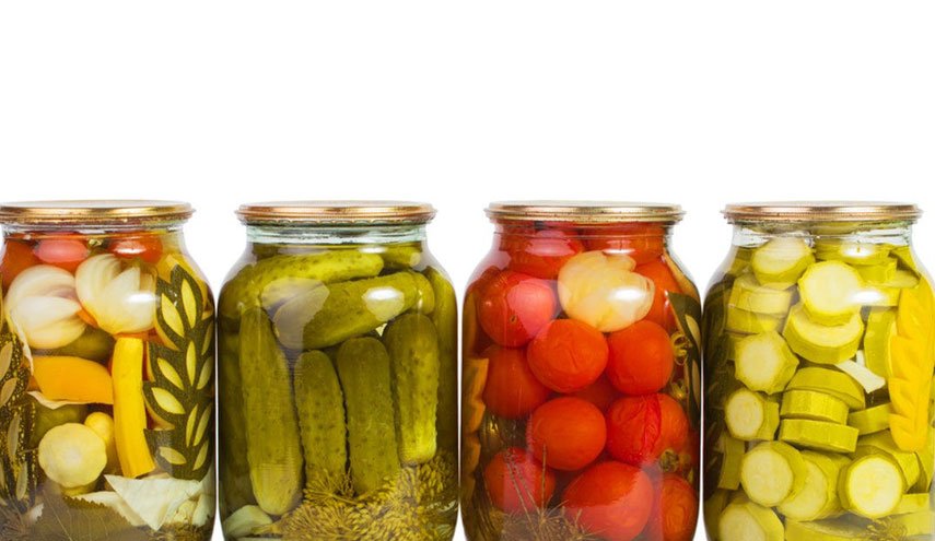 بحث علمي يحذر من تناول المخللات لاحتمال تسببها بمرض خطير...