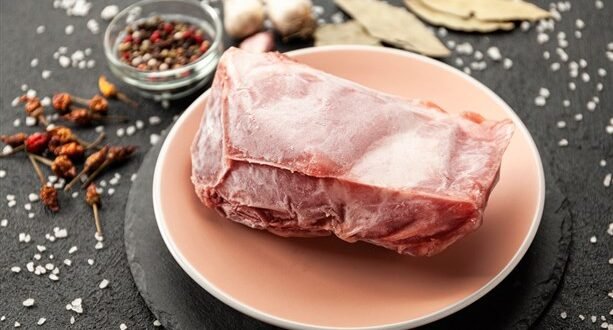 ما هي الأطعمة التي لا يجب ابداً وضعها في الفريزر؟