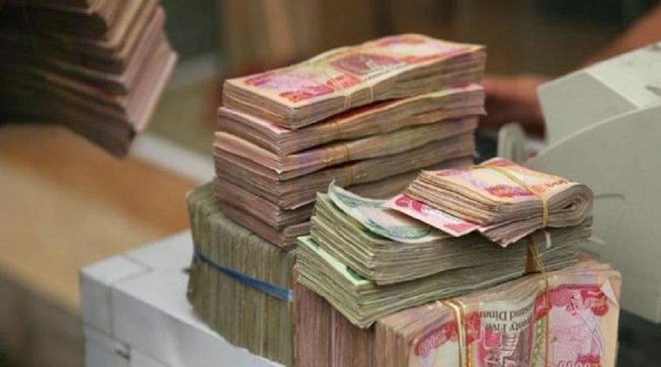 العراق... مصدر يكشف موعد توزيع رواتب المتقاعدين