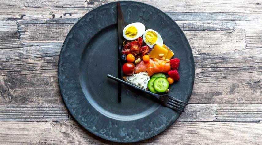  خسارة الوزن السريع تهدد صحة الإنسان 