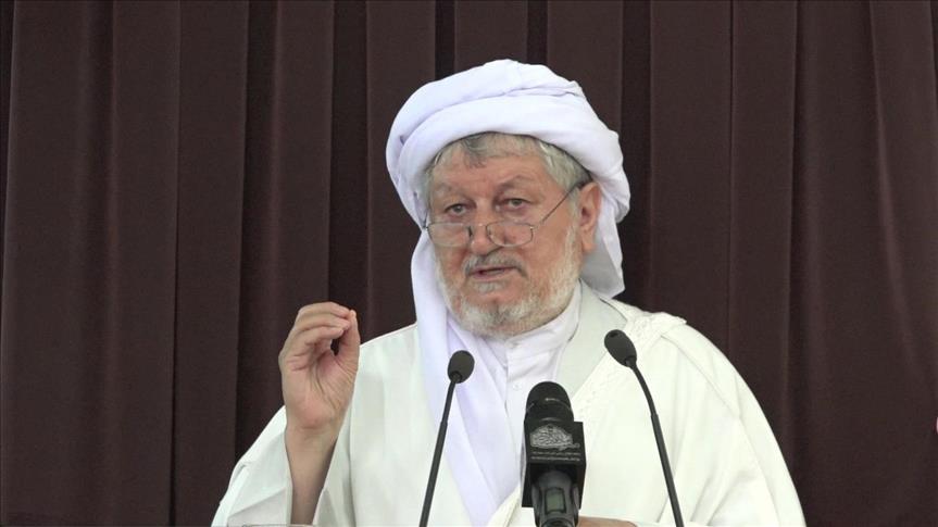  خطيب أهل السنة في غرب ايران: شعبنا حقق التقدم وصمد طيلة عقود رغم الضغوط والحصار الجائر 