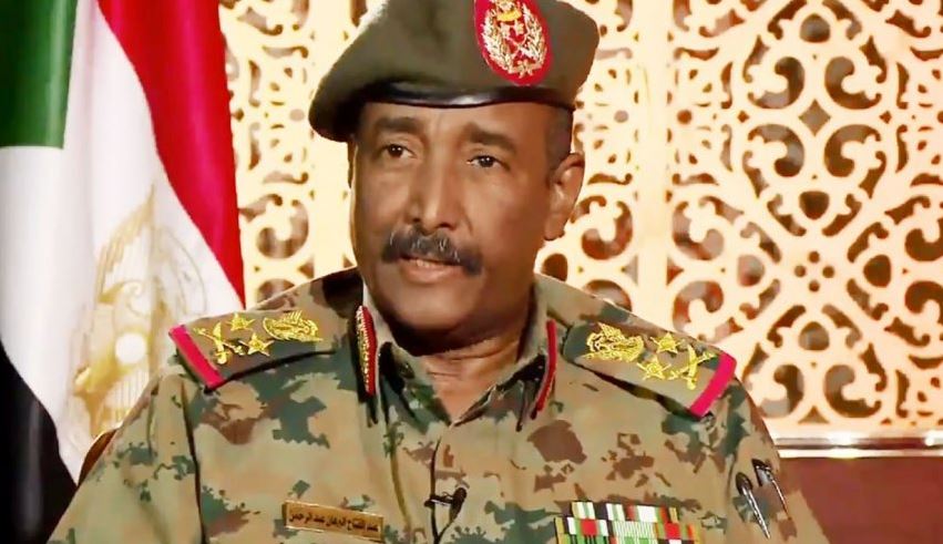 البرهان يدعو السودانيين للعمل معاً لوقف دائرة العنف