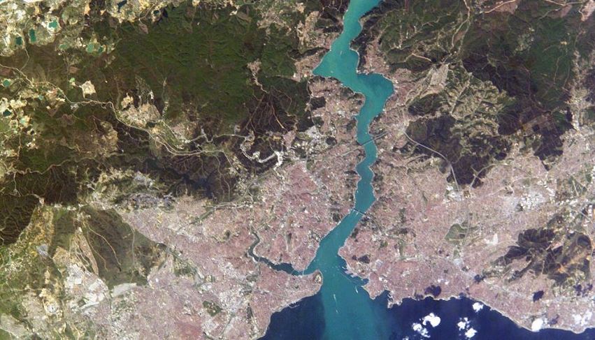 إغلاق مضيق البوسفور أمام حركة السفن