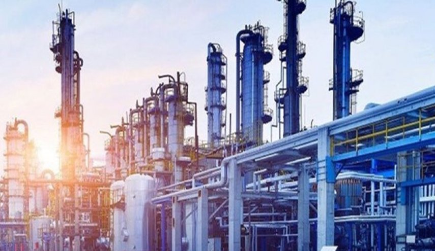 ايران تبني 13 مصفاة تكريرية جديدة