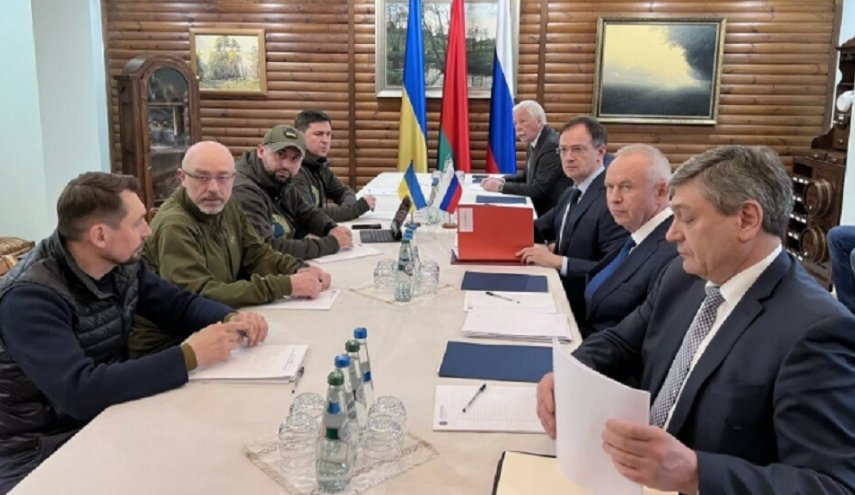 الوفد الروسي: المفاوضات مع أوكرانيا تجري بصعوبة وبطء