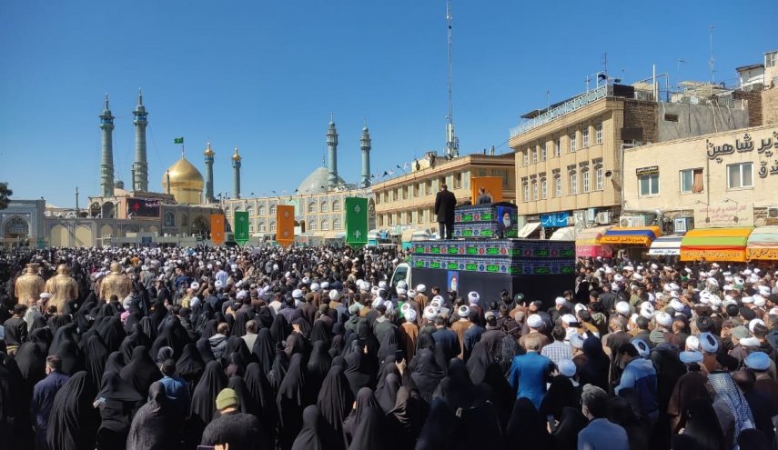  تشييع جثمان اية الله علوي جرجاني في قم المقدسة 