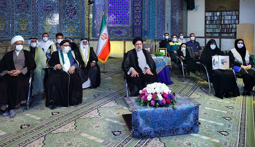 رئيسي: التشغيل ودعم الإنتاج على رأس خطط الحكومة في العام الجديد