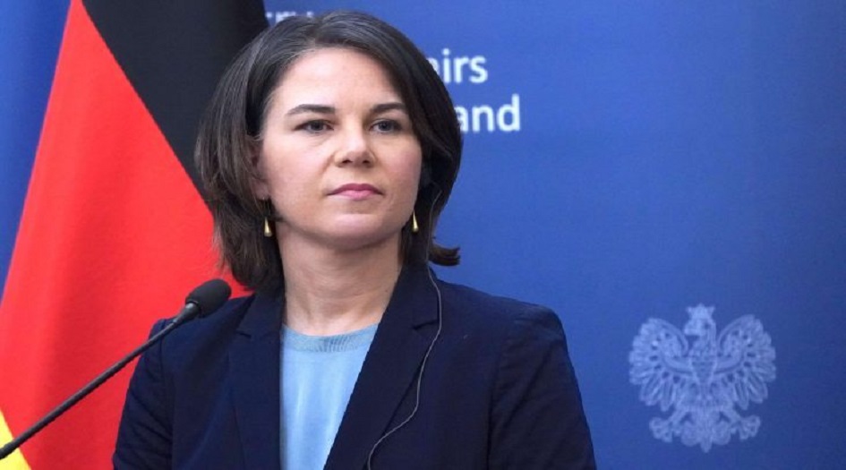  ألمانيا تطرد 40 دبلوماسيا روسيا 