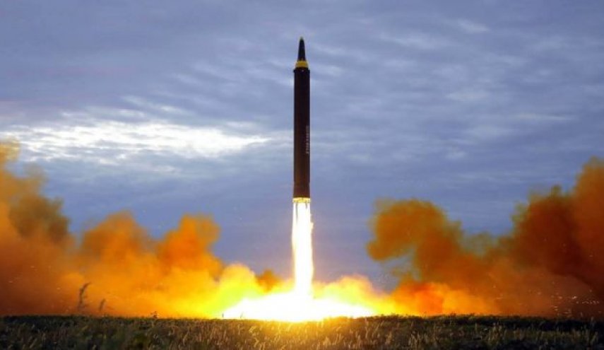 كوريا الجنوبية تؤكد حقها في توجيه ضربة استباقية للشمالية رغم تلقيها تهديدا بـ’هجوم نووي’