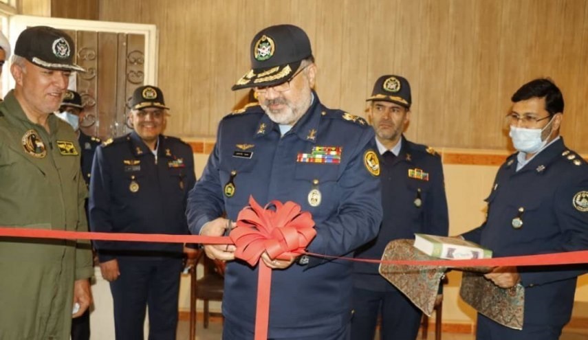 القوة الجوية الايرانية تفتتح قسم الطائرات المسيرة في جامعة الشهيد ستاري الجوية