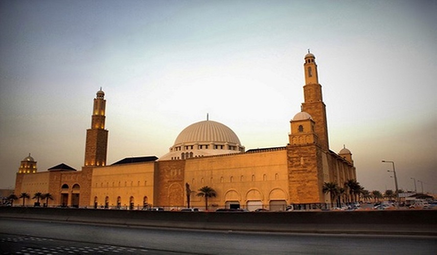 أوقات الأمساك والأذان لمدينة القطيف ليوم الأحد