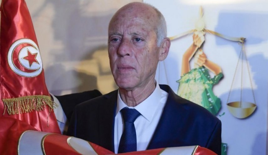 الرئيس التونسي يعتبر "برلمان المهجر" محاولة انقلاب