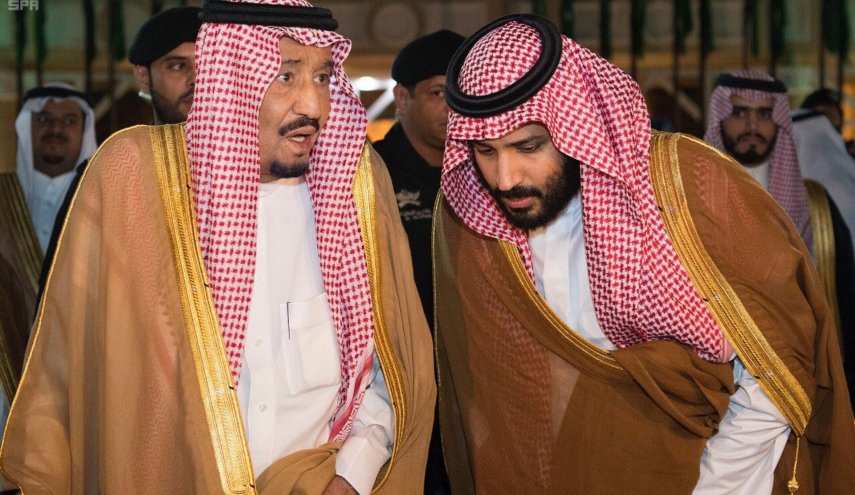  "مجتهد" يكشف ما بداخل حقيبة ملفات سرية هربها أمراء سعوديين 