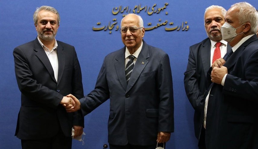 وزير الصناعة الايراني: تحديد 34 مجالا لرفع مستوى التجارة بين ايران وكوبا